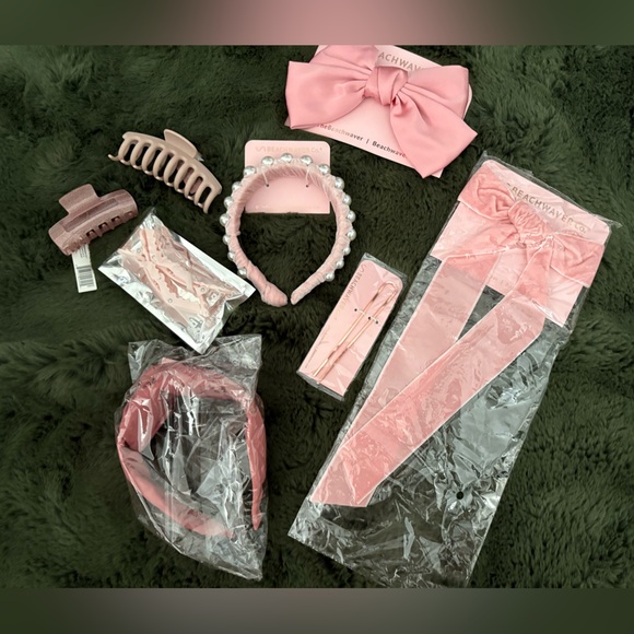 Pink Beachwaver hair accessory bundle all NWT plus mystery gifts! - Picture 1 of 9